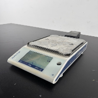 Mettler Toledo ML802T Digital Scale image 1